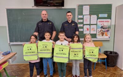 Policijski službenici posjetili Područnu školu Turčišće
