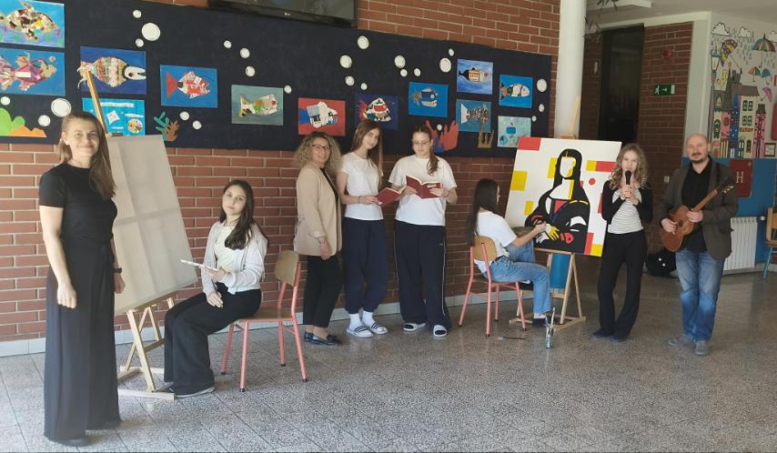 IMG-b306762a354a02531c7dca1a805a68e8-V