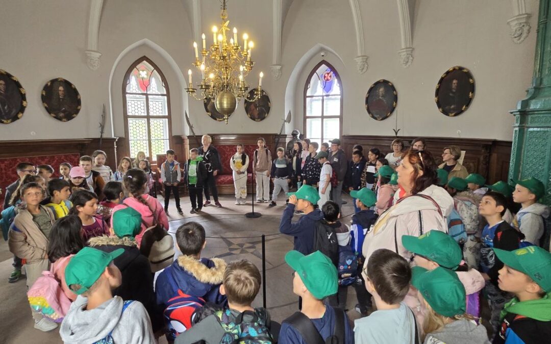 Izvanučionička nastava učenika razredne nastave u Varaždin i Trakošćan